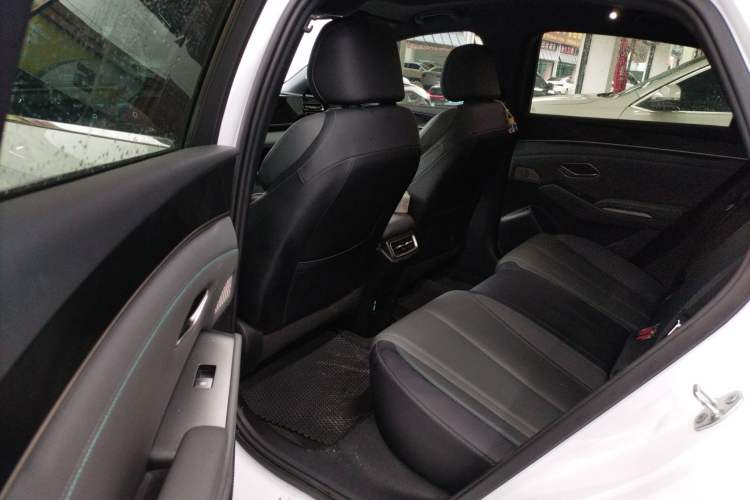 Used BYD Qin L 2024 DM-i 120KM Leading Model
