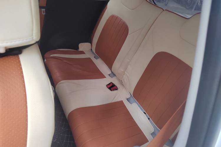 Used CHANGAN NEVO Lumin 2025 301km Honey Dew Edition