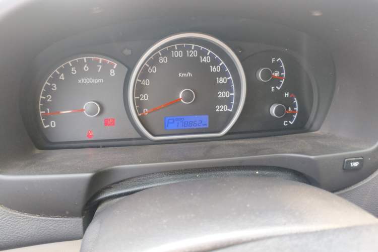 Used Hyundai Celesta 2011 1.6L Automatic Comfort Edition
