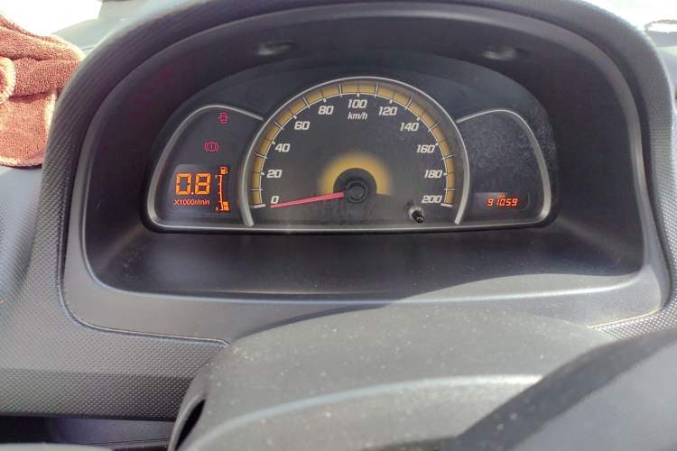 Used Chevrolet Sail 2013 Sedan 1.2L Manual Fashionable Happiness Edition
