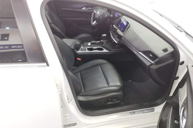Used Cadillac CT4 2021 28T Luxury Model Right Front Seat