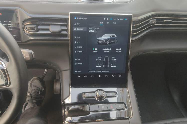 Used Nio ES8 2020 580 km Range Signature Edition Six-Seater Version
