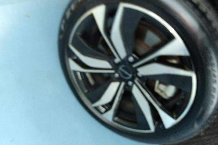 Used SERES SF5 2021 Four-Wheel Drive Freedom Expedition Edition
