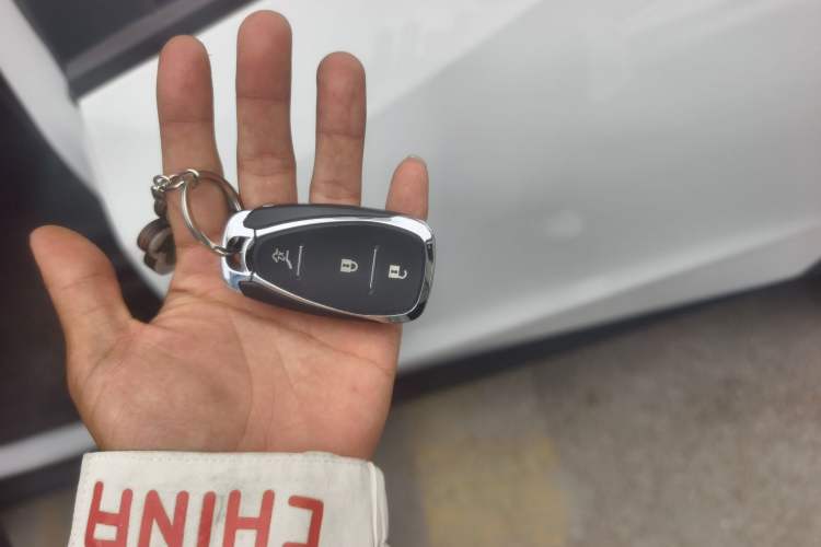 Used Chevrolet Seeker 2022 1.5T CVT Trendy Smart Edition Vehicle Key