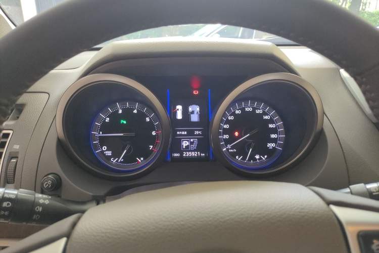 Used Toyota Prado 2014 4.0L Automatic TX-L NAVI Instrument Cluster