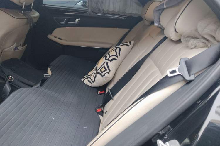 Used Mercedes-Benz E-Class 2015 E 260 L Sport Luxury Model
