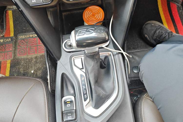 Used GAC Trumpchi GS4 2017 235T Automatic Two-Wheel Drive Luxury Smart Connectivity Version
