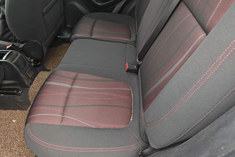 Used Buick Encore 2015 1.4T Manual Two-Wheel Drive Urban Advanced Model