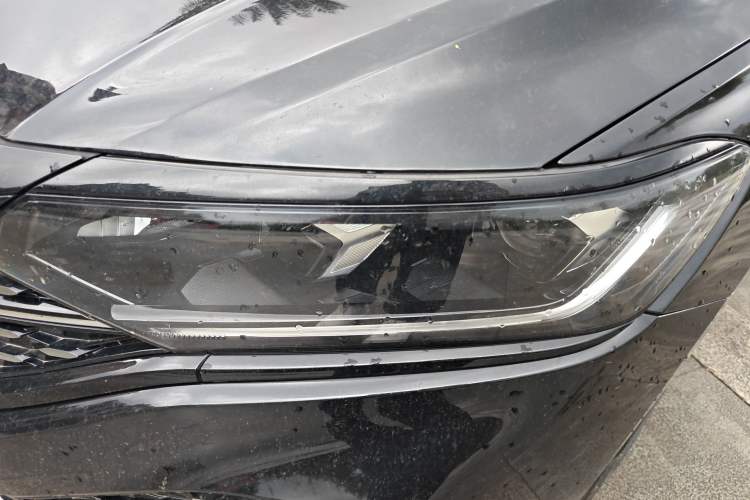 Used Volkswagen Passat 2025 Outstanding Model 330TSI Starry Elite Edition Left Front Headlight