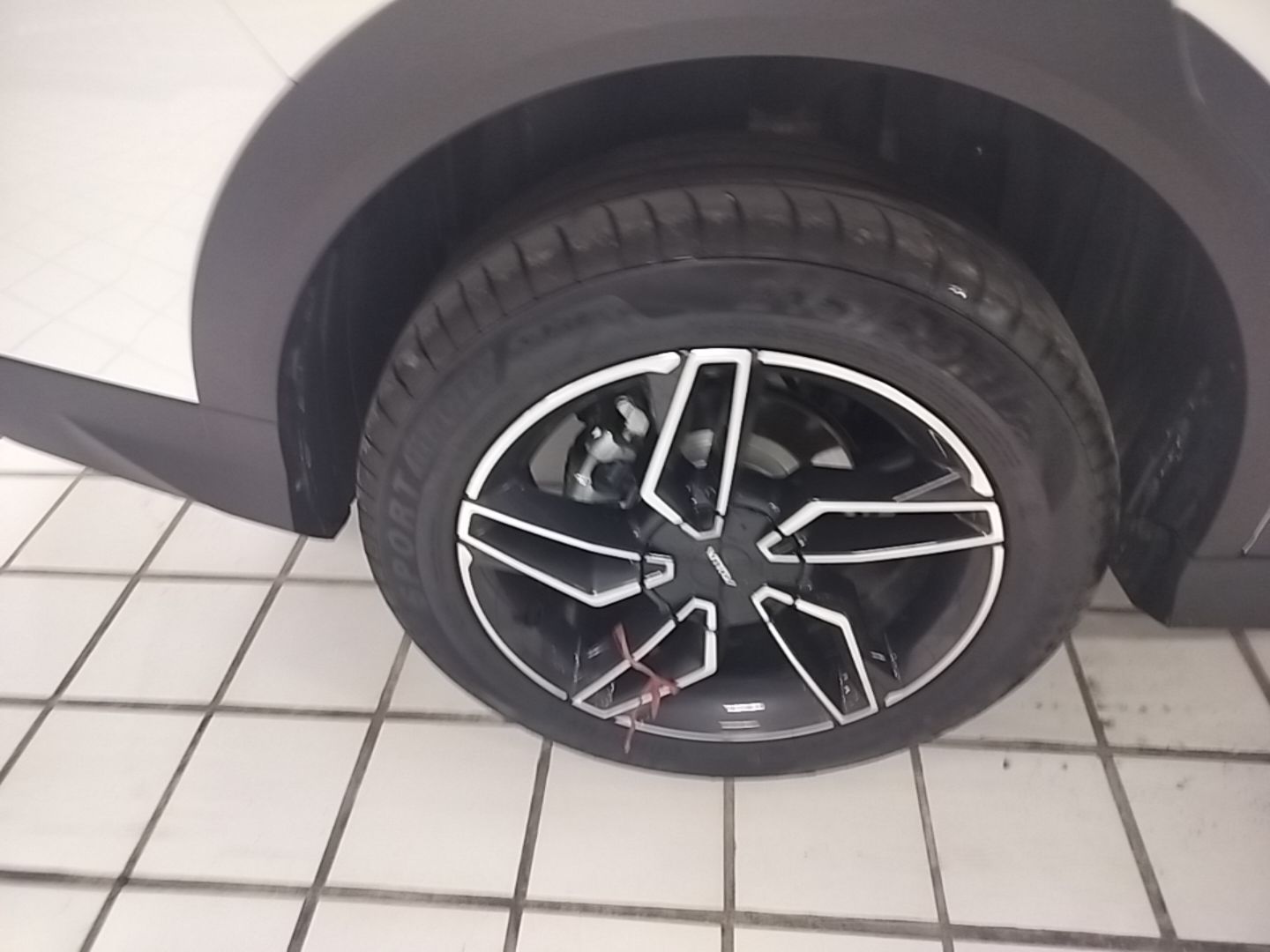Dongfeng Aeolus Yixuan GS 2025 Mach-Edition 1.5L Automatic Starry Edition — снимка 11