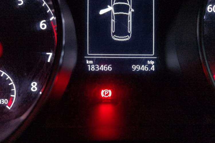 Used Volkswagen Golf 2015 1.4TSI Automatic Luxury Model
