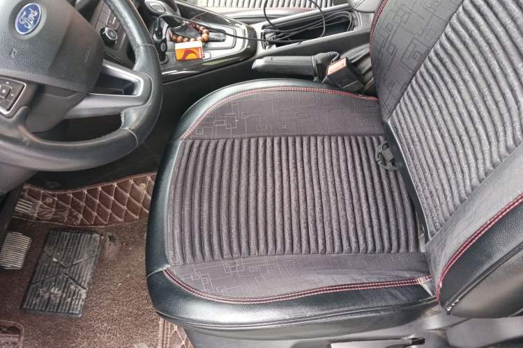 Used Ford Focus 2018 Hatchback Classic 1.6L Automatic Trendy SmartDrive Edition
