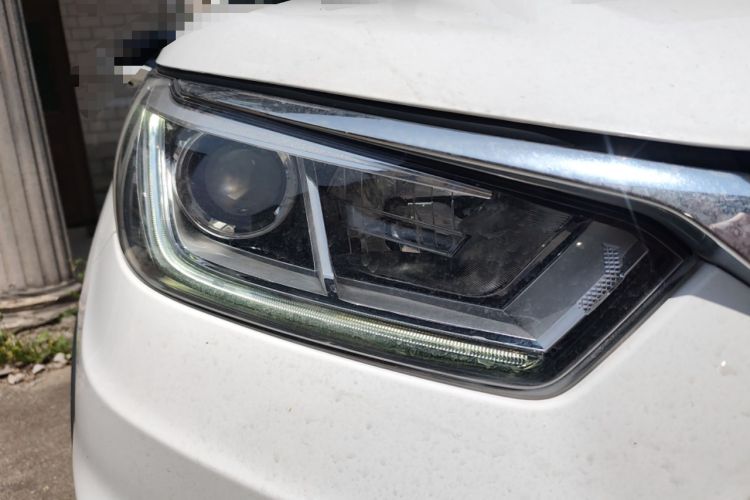 Used BYD Yuan New Energy 2018 EV360 Smart Connect Cool Edition Right Front Headlight