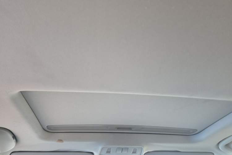 Used Buick GT 2013 XT 1.6L Automatic Fashion Edition Headliner