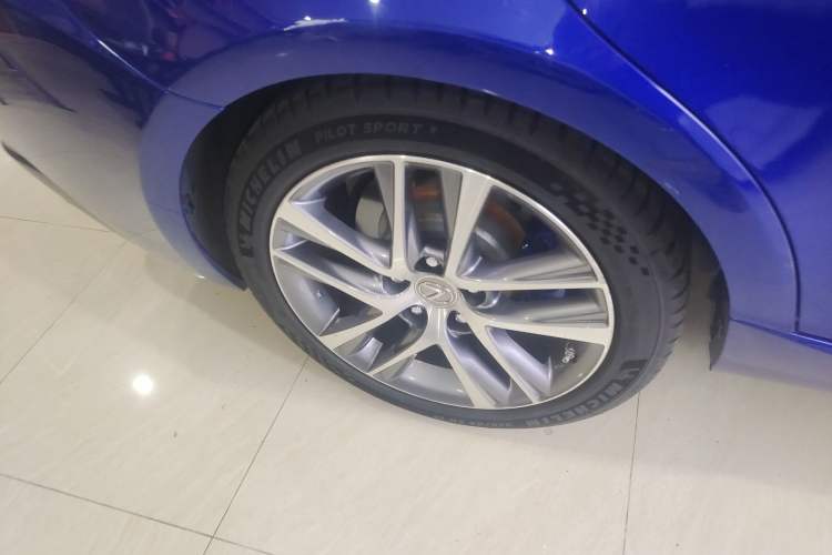 Used Lexus IS 2017 300 F SPORT Edition
