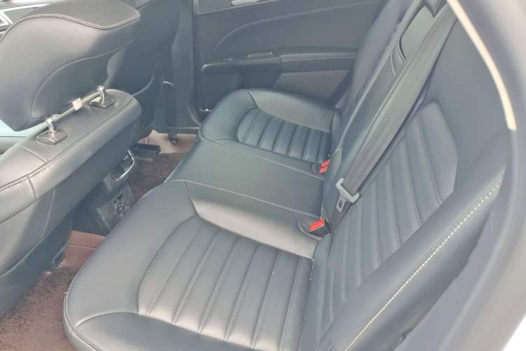 Used Ford Mondeo 2020 EcoBoost 200 Stylish Model Left Rear Seat