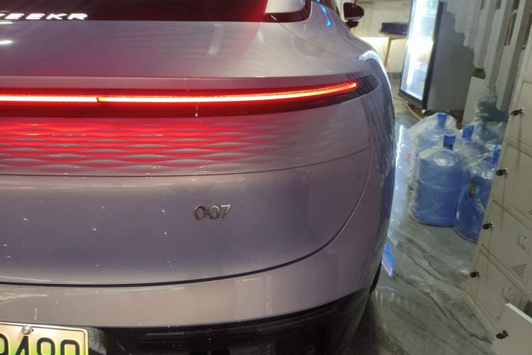 Used Zeekr 007 2025 Four-Wheel Drive Intelligent Driving Version 75 kWh Right Rear Taillight