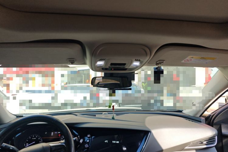 Used Buick Envision 2022 Encore S 552T Two-Wheel-Drive Luxury Model
