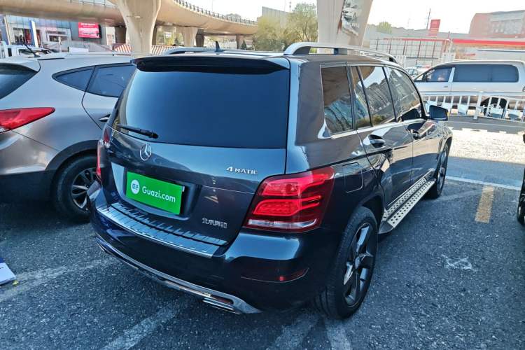 Used Mercedes-Benz GLK-Class 2013 GLK 300 4MATIC Dynamic Sunroof Model