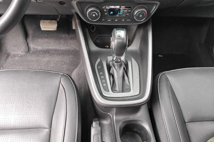 Used Ford Escort 2015 1.5L Automatic Fashion Model