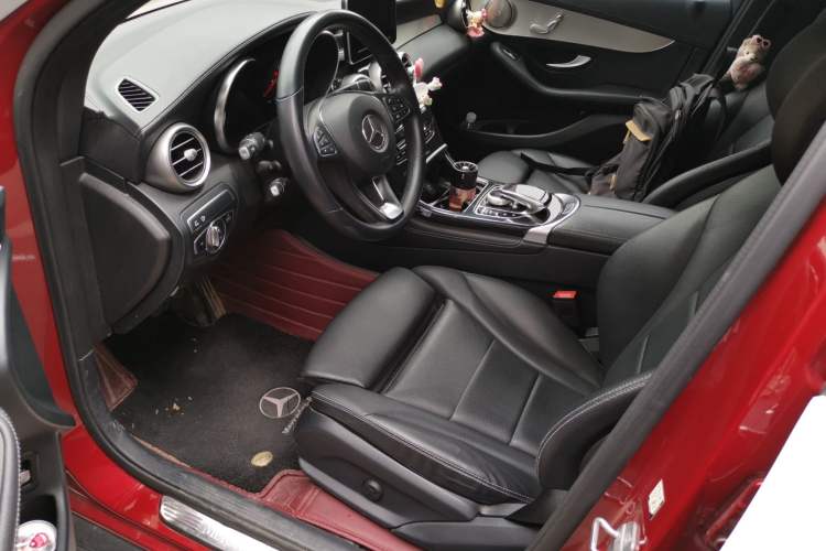 Used Mercedes-Benz GLC Coupe 2019 Facelift GLC 200 4MATIC Coupe SUV Left Front Seat