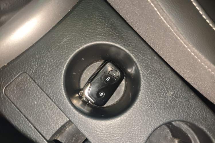 Used BYD L3 2015 Energy-Efficient Model 1.5L Manual Comfort Edition Vehicle Key