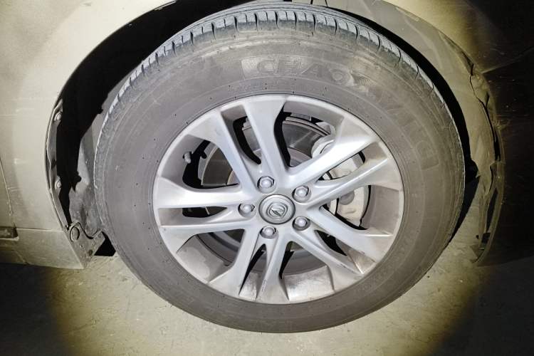 Used CHANGAN Raeton 2014 1.8T Automatic Elite Anniversary Edition China IV Standard
