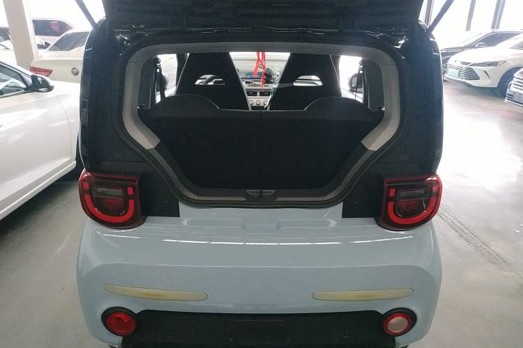 Used Chery QQ Ice Cream 2022 170km Sundae Phosphate Lithium-Ion