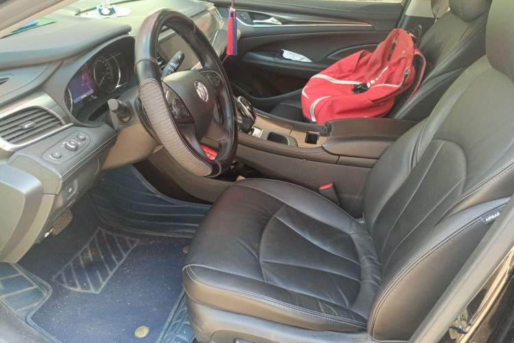 Used Buick LaCrosse 2022 652T Luxury Version Left Front Seat