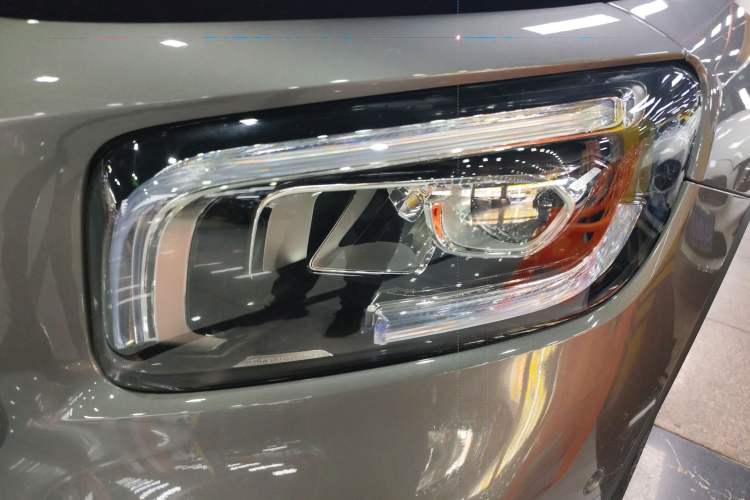 Used Mercedes-Benz GLB 2022 Second Facelift GLB 200 Fashion Edition Left Front Headlight