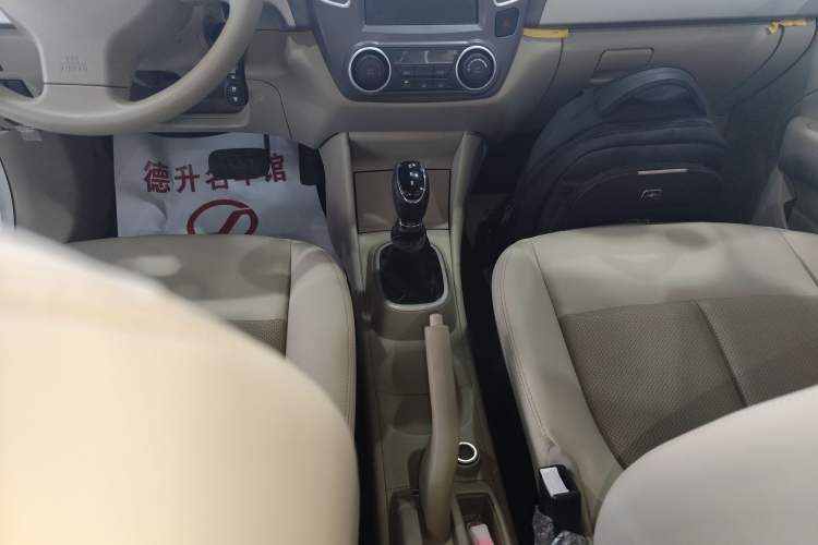 Used Dongfeng Junfeng E11K 2019 Standard Model Gear Lever