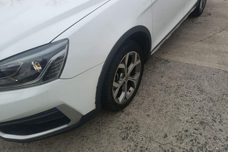 Used Geely Auto Vision S1 2018 1.4T CVT FENGXING Model Exterior 4