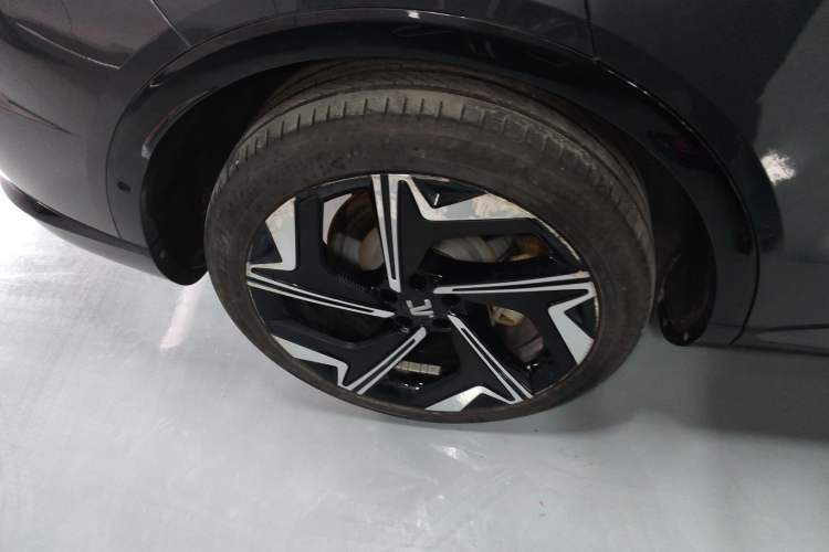 Used Rising R7 2024 Advanced Edition