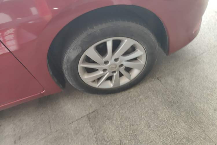 Used Nissan Sylphy 2012 1.8XL CVT Luxury Edition Right Front Wheel Hub