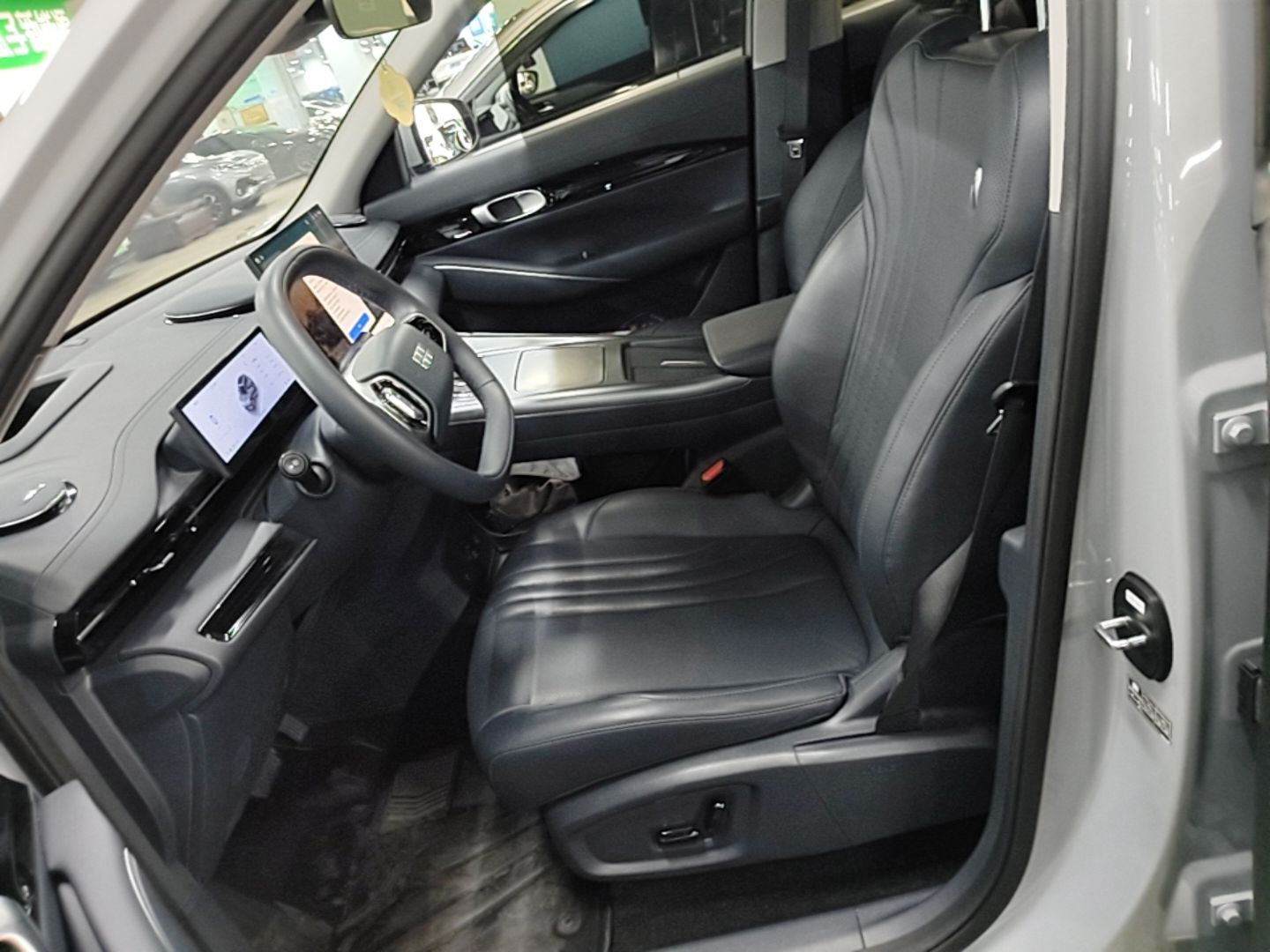 Geely Galaxy E5 2024 530 km Exploration+ Version — снимка 19