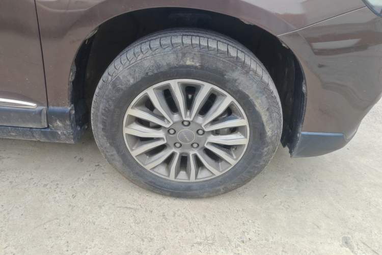 Used Haval H6 2017 Blue Label Sport Edition 1.5T Automatic Two-Wheel Drive Luxury Model Right Front Wheel Hub