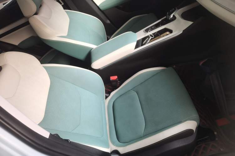 Used Geely Auto Emgrand L HiP 2022 1.5TD-DHT Pro 100KM Super Rui Right Front Seat