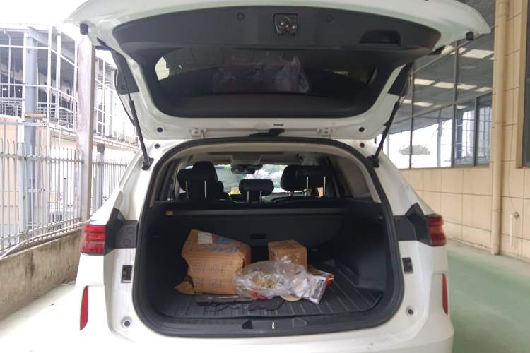 Used Haval H6 2024 1.5T Two-Wheel-Drive Classic Edition