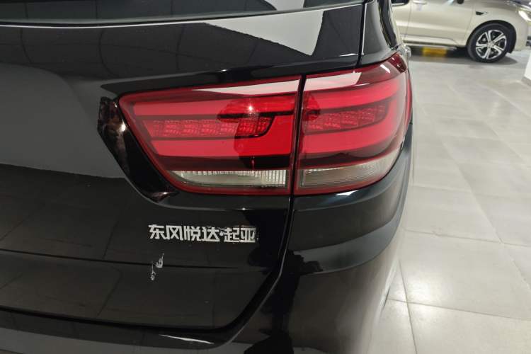 Used Kia KX7 2017 2.0L Automatic 2WD GLS 5-Seater