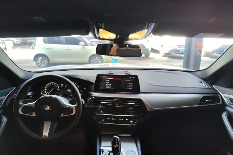 Used BMW 5 Series 2018 525i M Sport Package