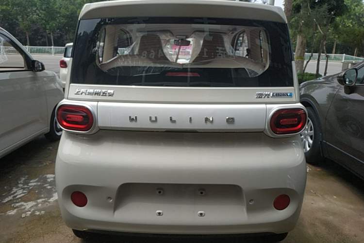 Used Wuling Hongguang MINIEV 2024 3rd Generation 215km Youth Edition