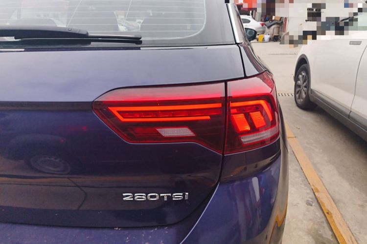 Used Volkswagen T-ROC 2020 280TSI DSG Two-Wheel Drive Comfort Version