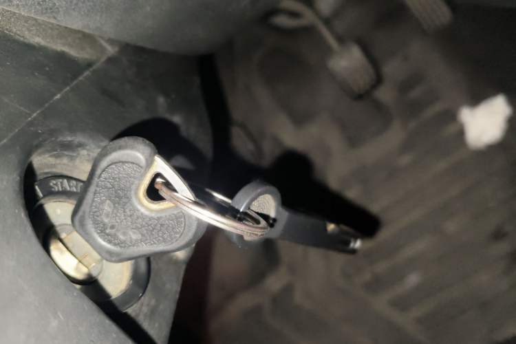 Used Wuling Zhiguang 2020 1.2L Practical Model China VI LSI
