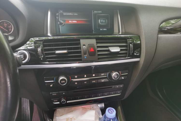 Used BMW X4 2014 xDrive20i X Design Package Audio And AC Panel