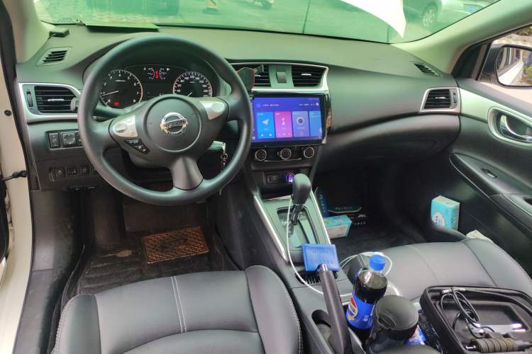 Used Nissan Sylphy 2022 Classic 1.6XE CVT Comfort Edition Center Console