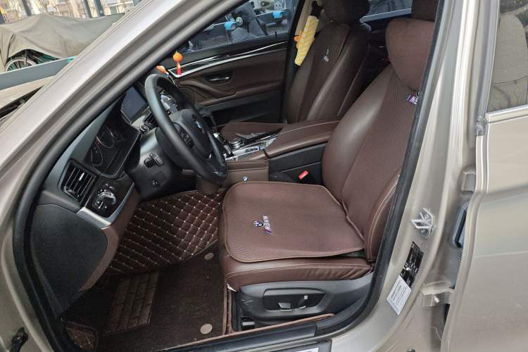 Used BMW 5 Series 2014 525Li Luxury Design Package