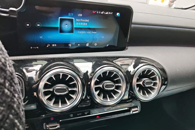 Used Mercedes-Benz CLA 2022 Year Restyled CLA 260 4MATIC Audio And AC Panel