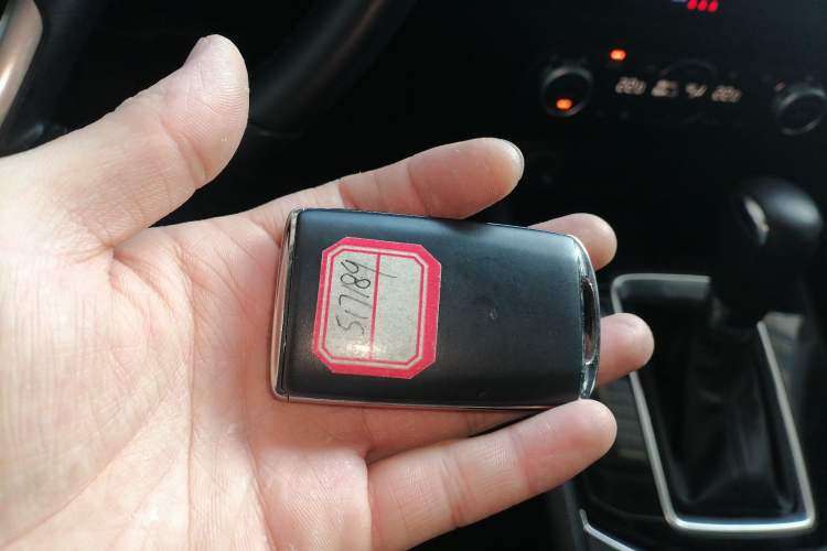 Used Mazda CX-5 2022 2.0L Automatic Two-Wheel Drive Zhiya Version Vehicle Key