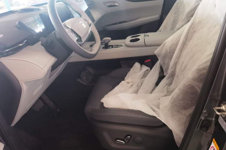 Used Changan UNI-Z 2025 500Bar PRO