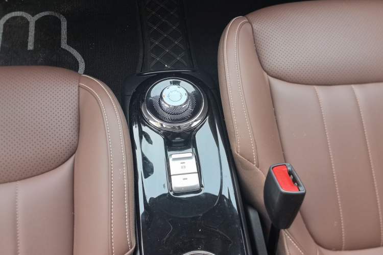 Used Wuling Bingo 2023 333 km Lingxi Connected Version
